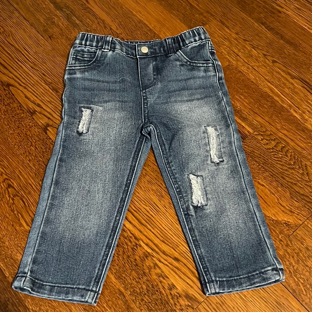 New w/o Tags 2T Jeans